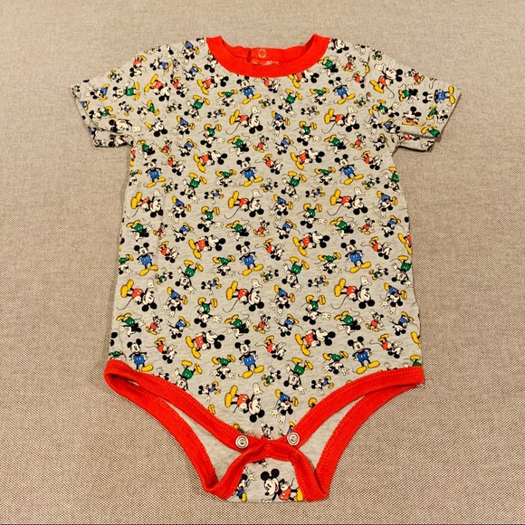 Disney - Mickey Mouse outfit. - Picture 2 of 6